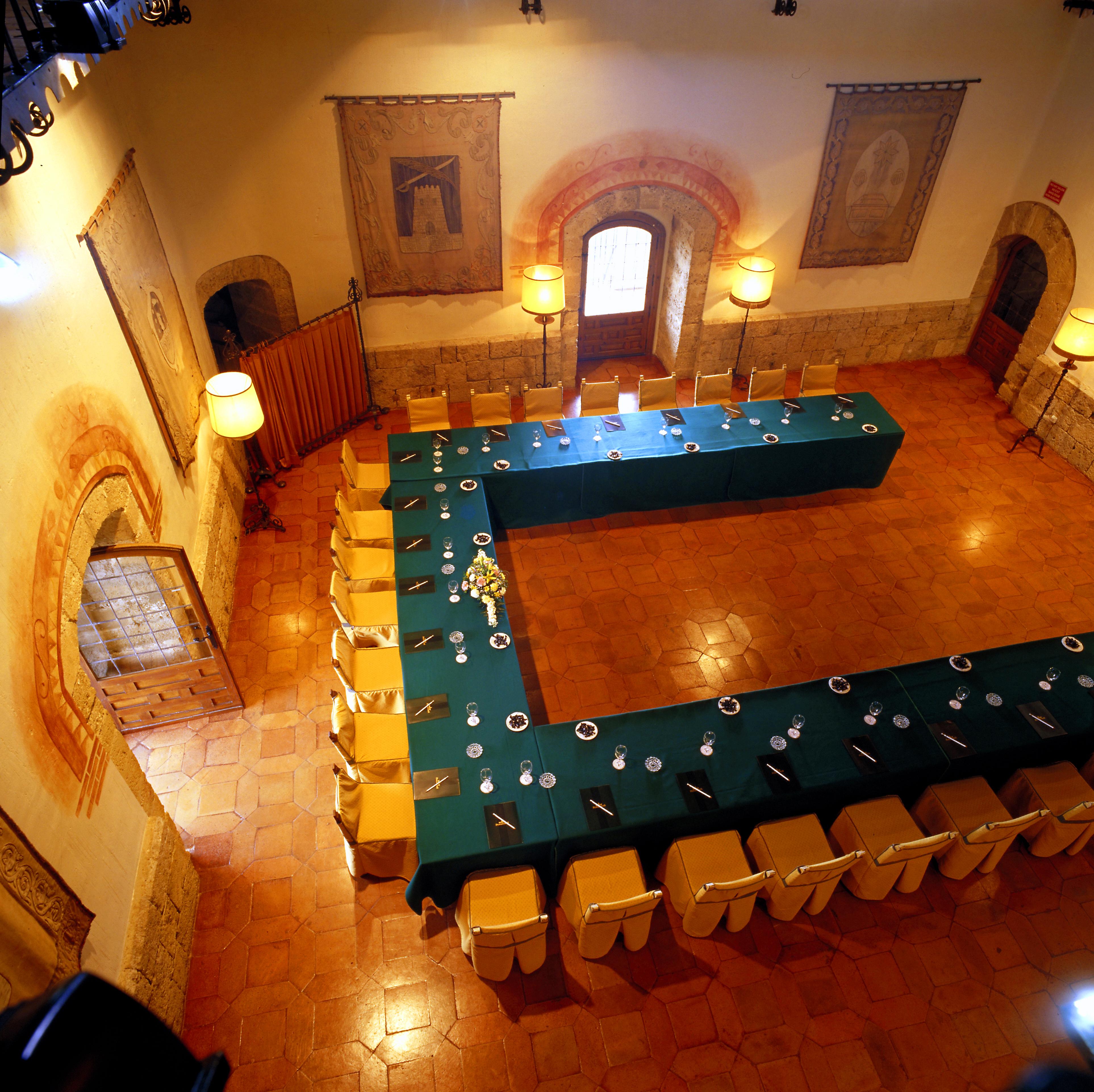 Parador De Benavente Extérieur photo