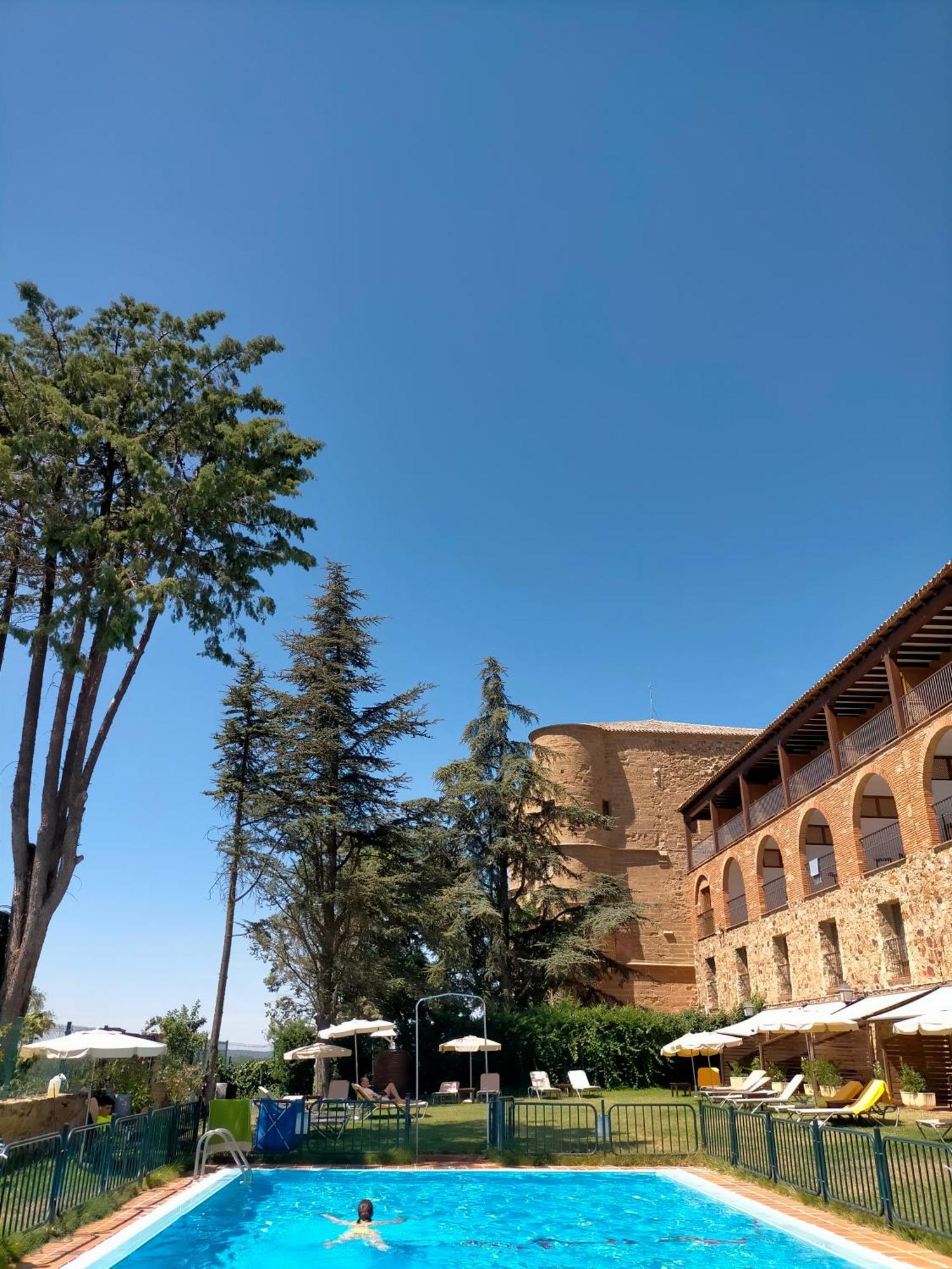 Parador De Benavente Extérieur photo
