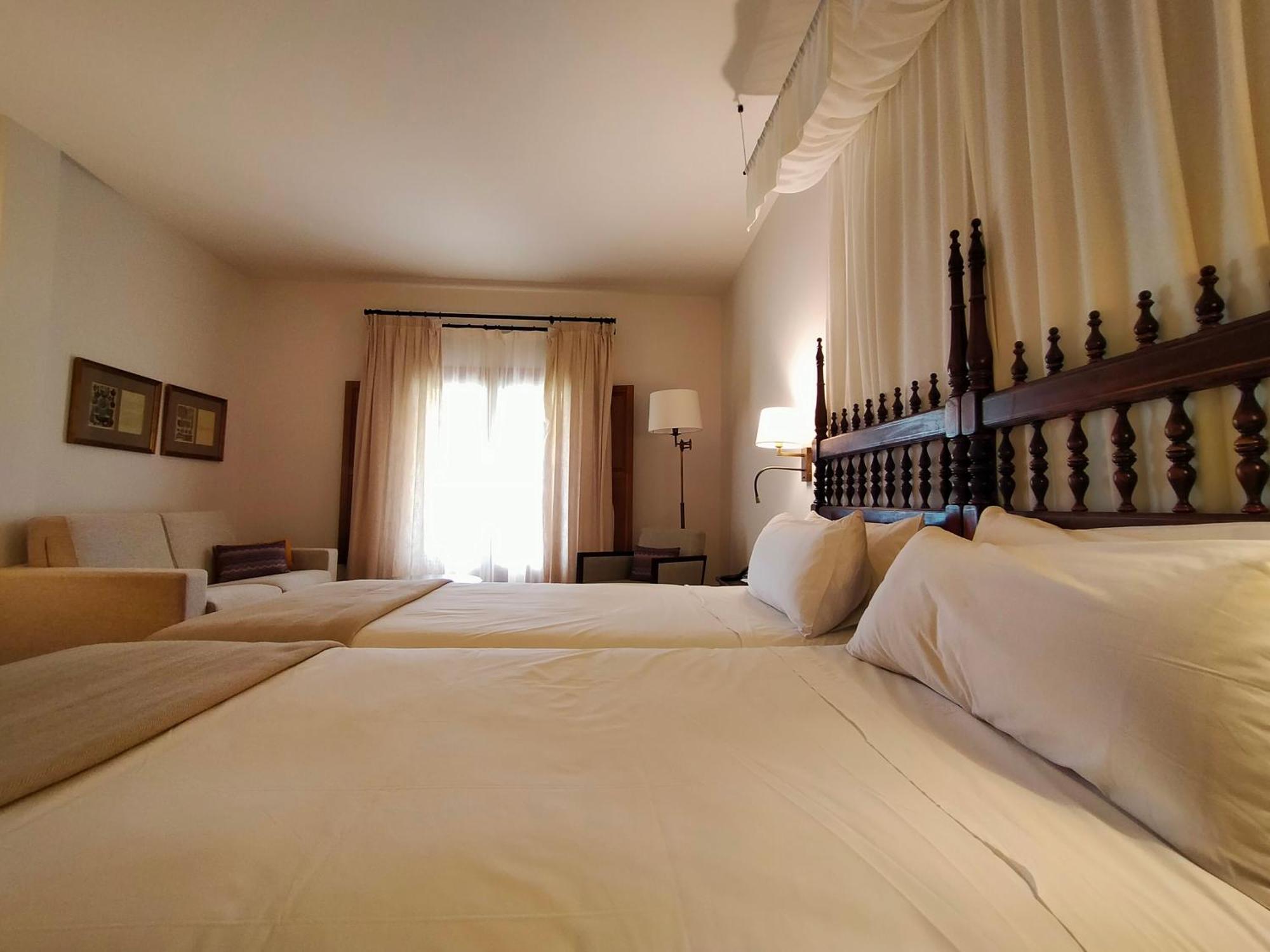 Parador De Benavente Extérieur photo