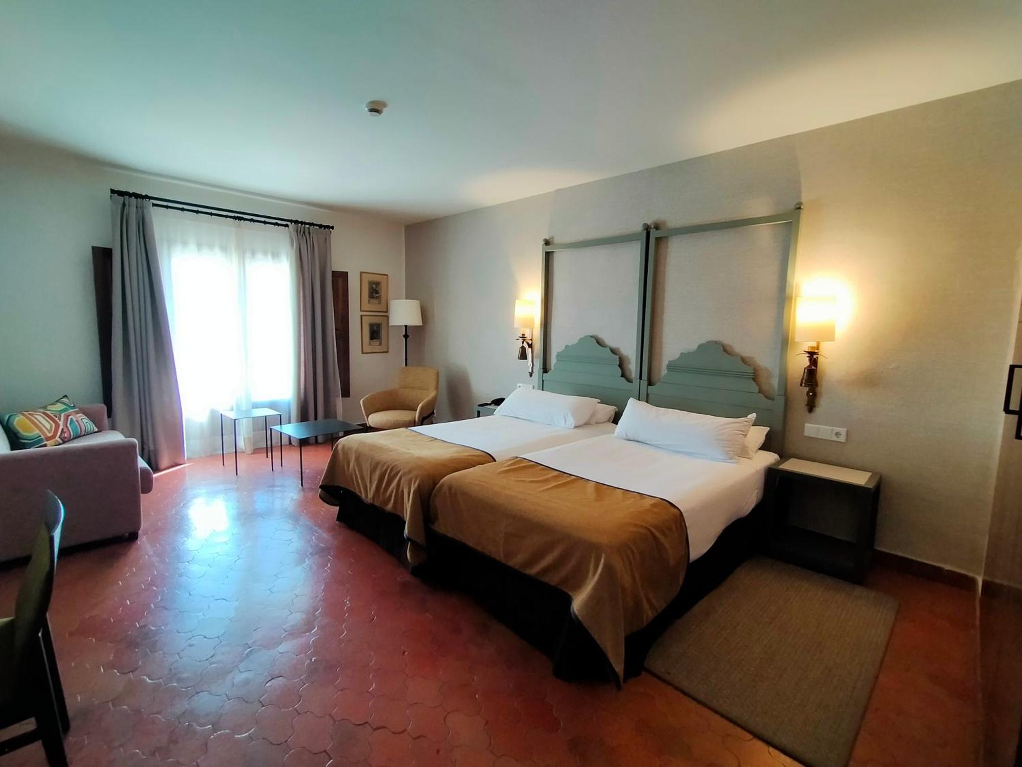Parador De Benavente Extérieur photo